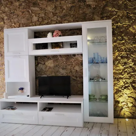 Casa Leo Apartment *