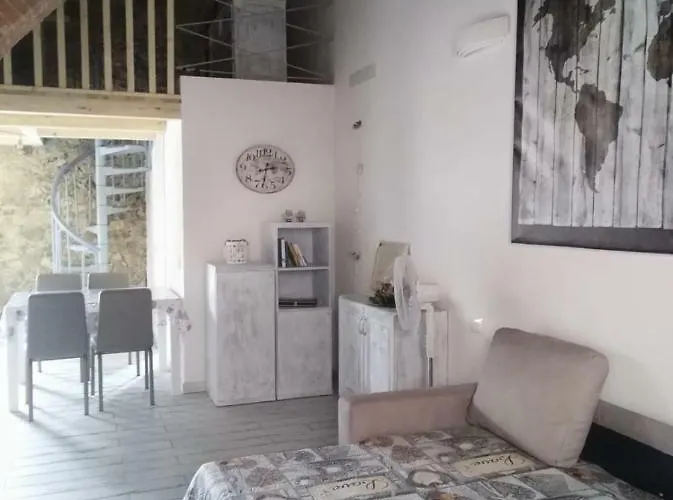 Casa Leo كابوليفيري